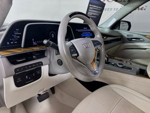 Used 2021 Cadillac Escalade ESV Sport Platinum image 11