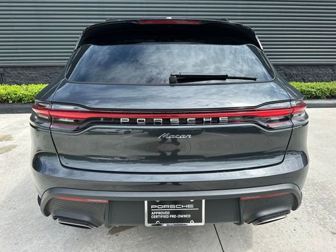 Certified 2025 Porsche Macan AWD/4WD image 13