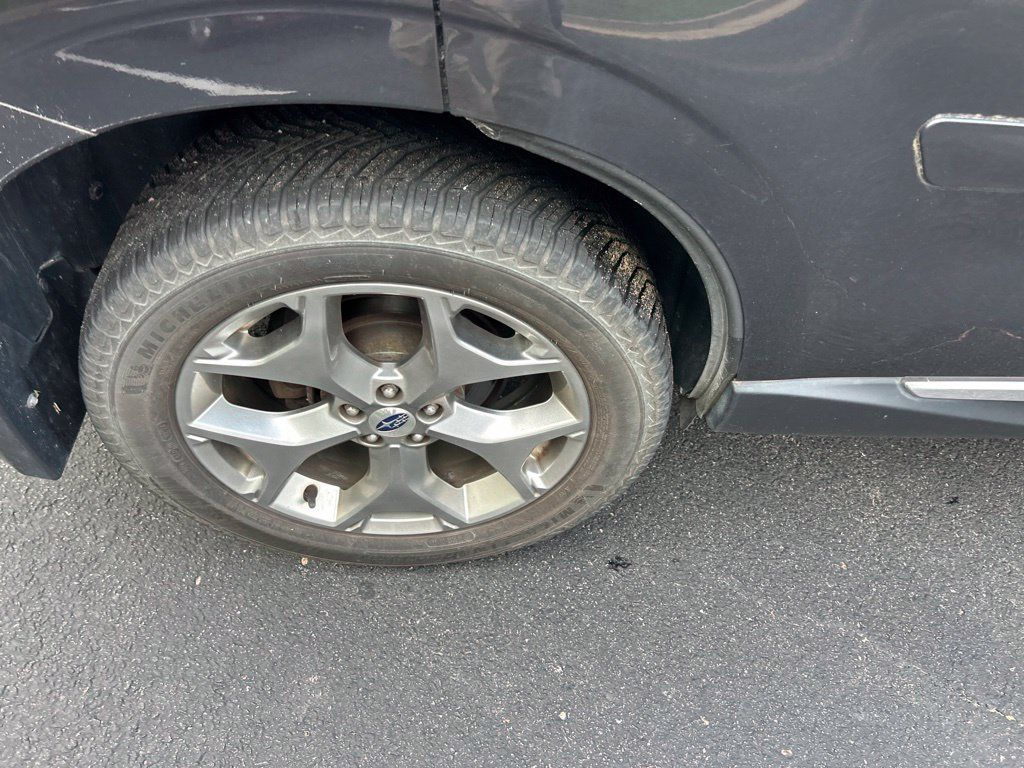 Used 2018 Subaru Forester 2.5i Touring AWD/4WD image 11