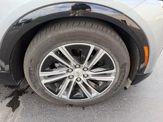 Certified 2024 Cadillac Lyriq Luxury AWD/4WD image 2