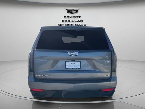 Certified 2022 Cadillac Escalade Sport Platinum image 8