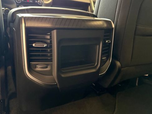 New 2026 RAM 1500 Express AWD/4WD image 19