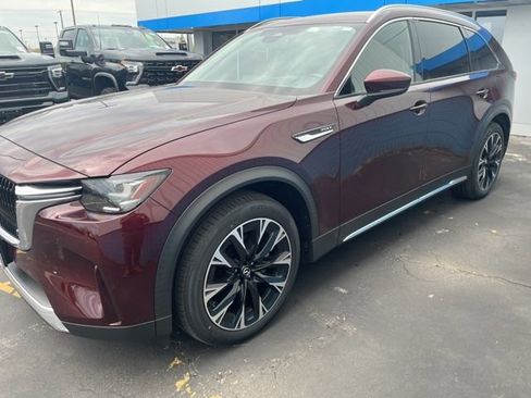Used 2024 MAZDA CX-90 Plug-In Hybrid w/ Premium Pkg AWD/4WD image 4