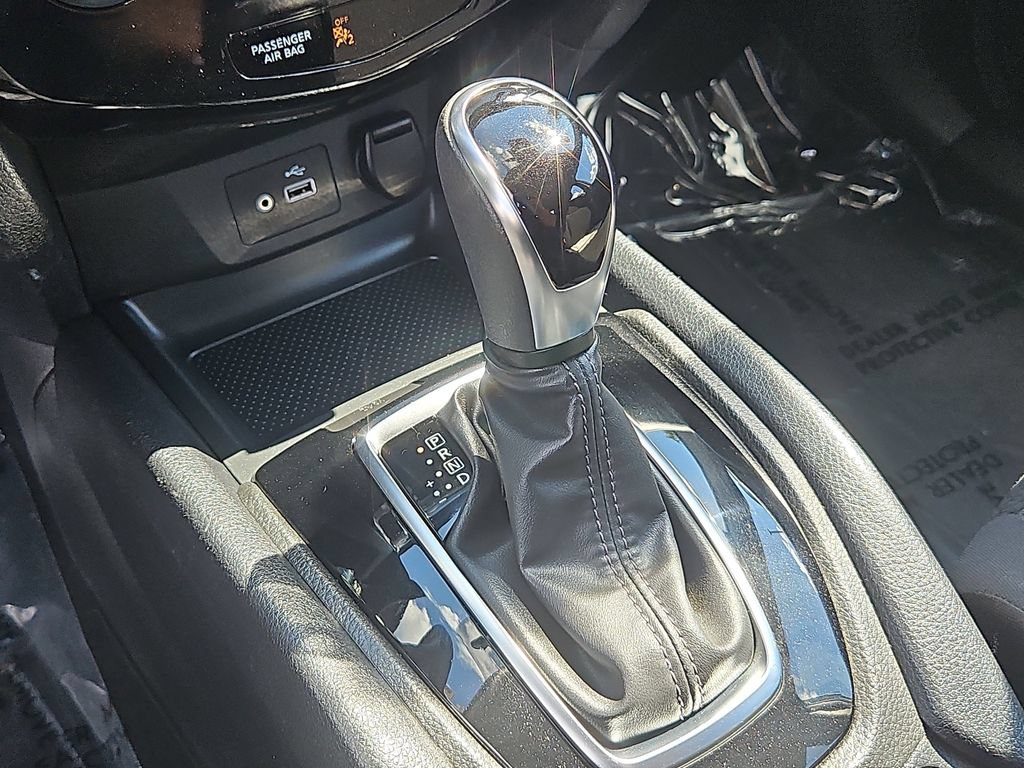 Used 2020 Nissan Rogue Sport S AWD/4WD image 16