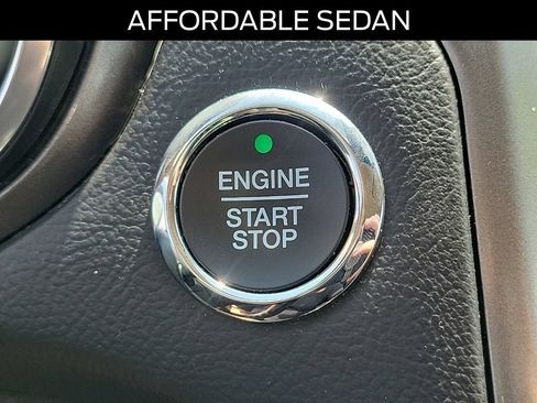 Certified 2020 Ford Fusion SE FWD image 28