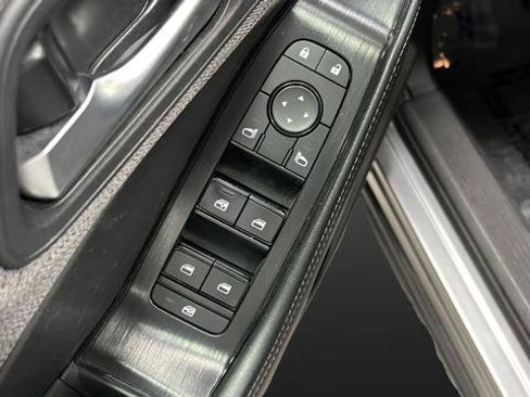 Used 2021 Nissan Rogue SV AWD/4WD image 21