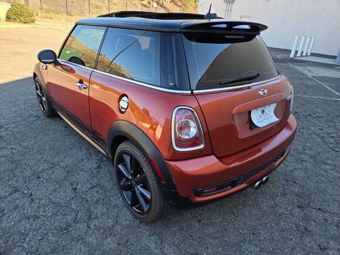 Used 2011 MINI Cooper S image 12