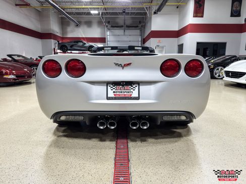 Used 2008 Chevrolet Corvette Convertible w/ Preferred Equipment Group image 4