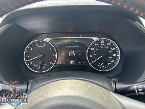 Used 2024 Nissan Sentra SR w/ SR Premium Package FWD image 30