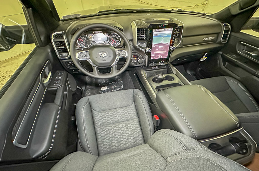 New 2026 RAM 1500 Big Horn AWD/4WD image 9