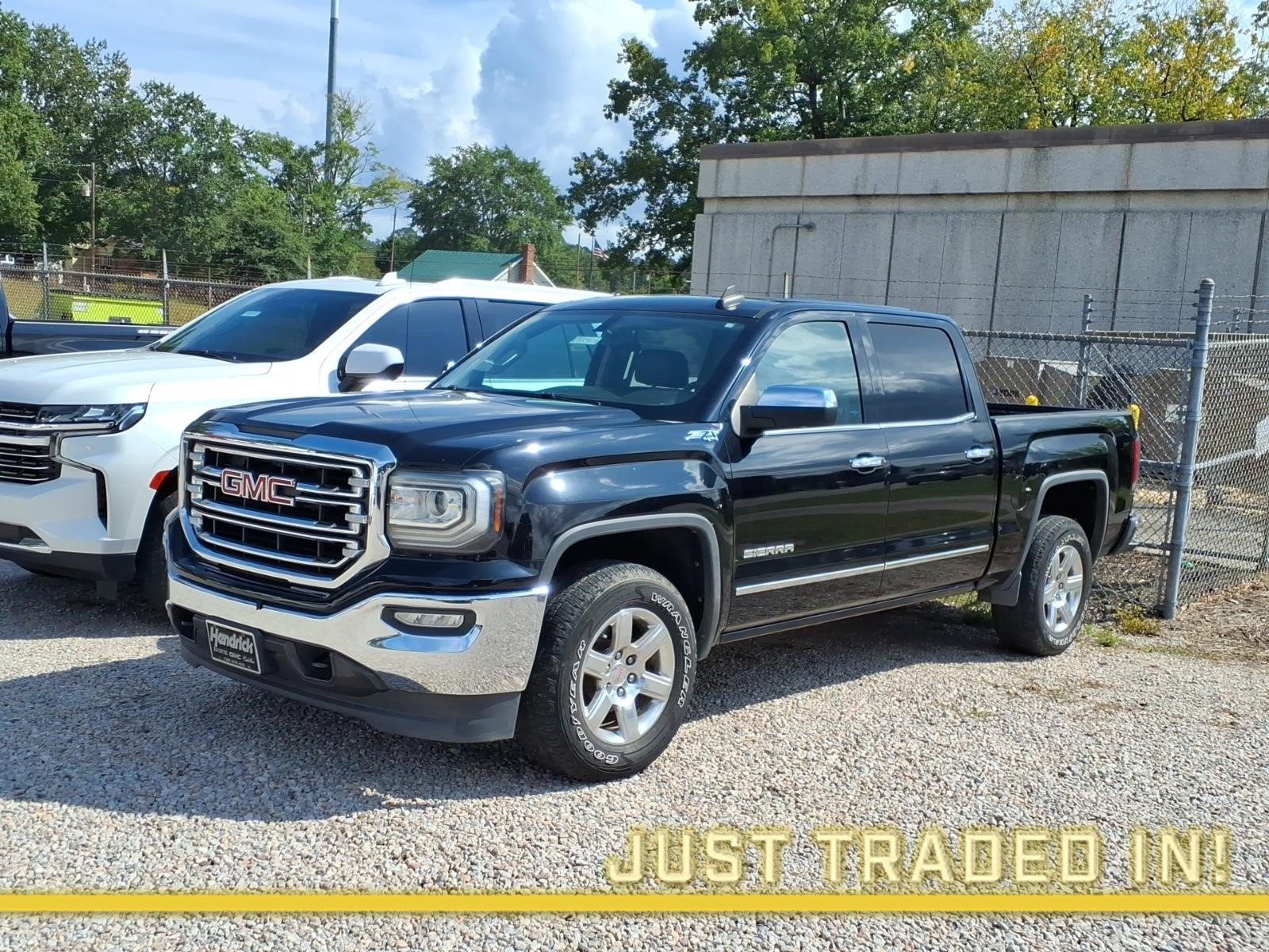 Used 2017 GMC Sierra 1500 SLT w/ Suspension Package, Off-Road AWD/4WD image 1