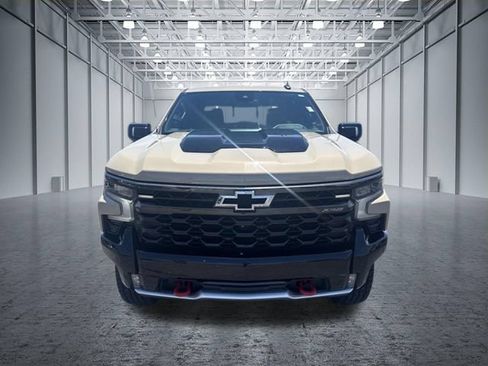 Used 2022 Chevrolet Silverado 1500 ZR2 AWD/4WD image 8