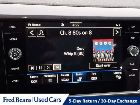 Used 2023 Volkswagen Taos SEL image 20