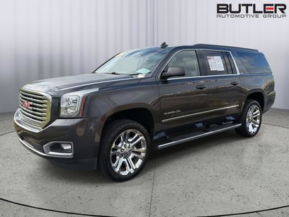 Used 2016 GMC Yukon XL SLT w/ Premium Edition