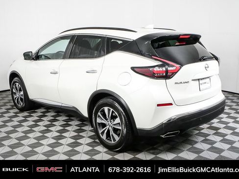 Used 2021 Nissan Murano SV image 3