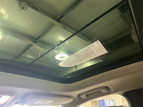 Certified 2024 Volvo XC90 B6 Plus image 26