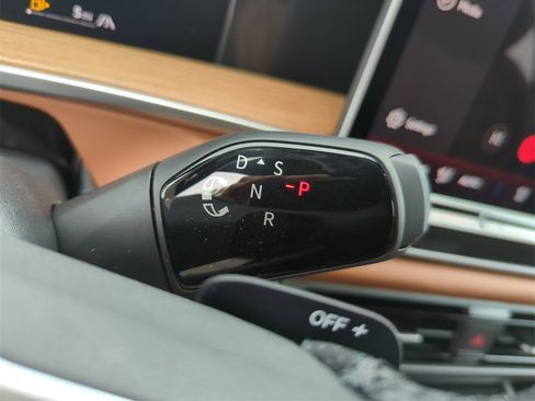 New 2026 Volkswagen Tiguan SEL R-Line image 45