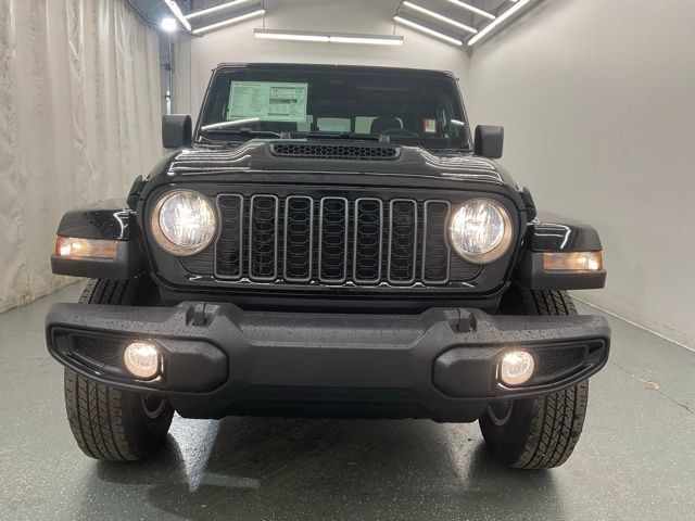 New 2026 Jeep Gladiator Sport AWD/4WD image 3