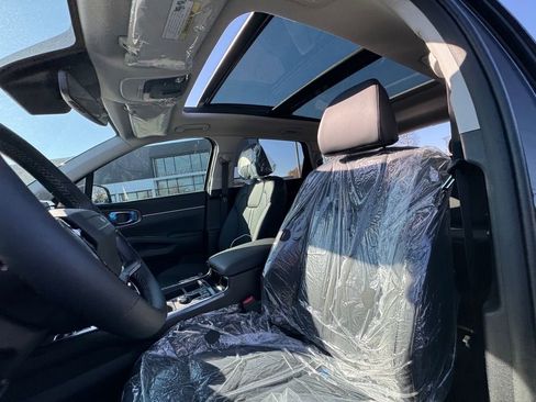 New 2026 Kia Sorento S w/ S Panoramic Sunroof Package image 12