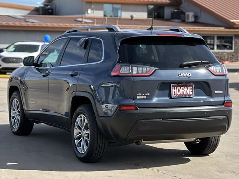 Used 2021 Jeep Cherokee Latitude Plus image 5