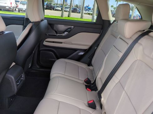 New 2026 Lincoln Corsair Reserve image 14