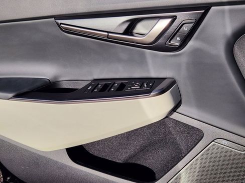 New 2025 Kia EV6 GT-Line image 6