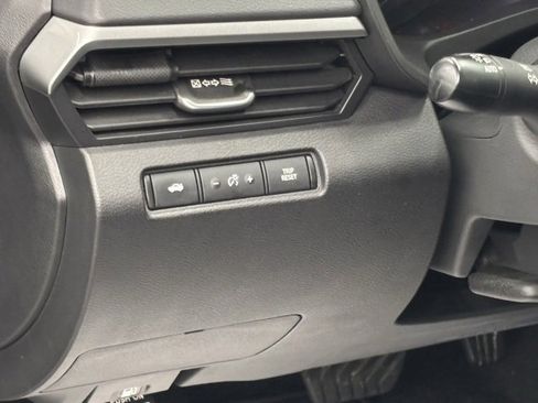 Used 2024 Nissan Altima 2.5 S image 12