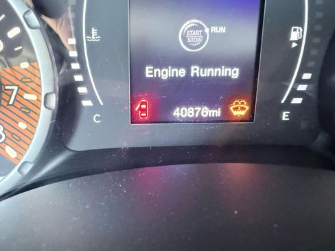 Used 2020 Jeep Renegade Altitude FWD image 12