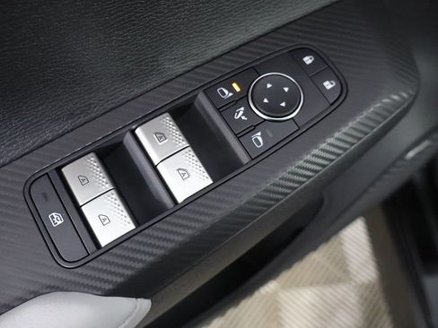 Used 2025 Mitsubishi Outlander SEL AWD/4WD image 39