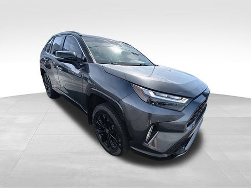 Used 2024 Toyota RAV4 XSE w/ Weather Package AWD/4WD image 2