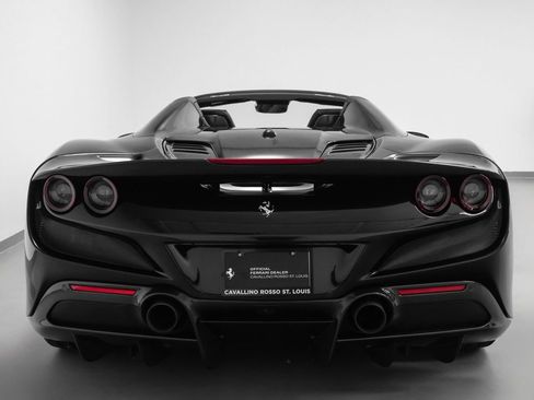 Certified 2021 Ferrari F8 Tributo RWD image 40