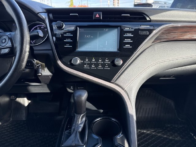 Used 2019 Toyota Camry LE FWD image 22