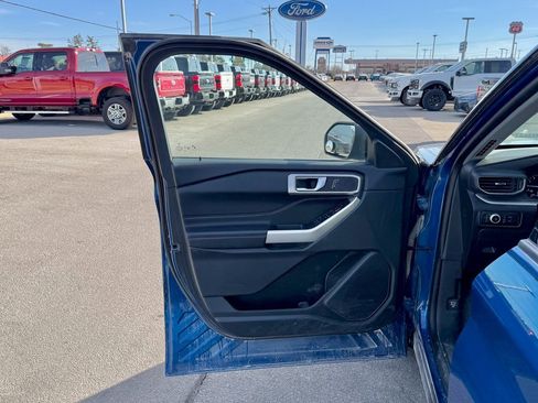 Certified 2023 Ford Explorer XLT w/ Equipment Group 202A image 13