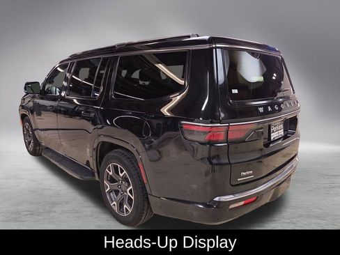 Used 2023 Jeep Wagoneer Series III w/ Preferred Equipment Group image 6