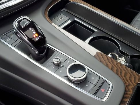 Used 2023 Cadillac Escalade ESV Sport Platinum w/ Heavy-Duty Trailer Package image 21