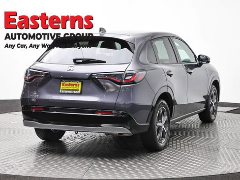 Used 2023 Honda HR-V EX-L image 5