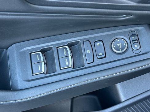 Used 2023 Honda Accord Sport image 13