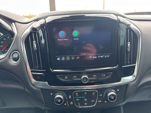 Used 2021 Chevrolet Traverse High Country FWD image 50