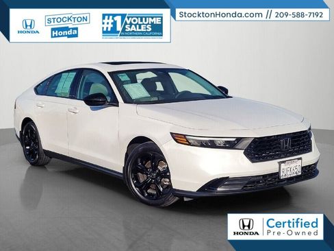 Certified 2025 Honda Accord SE image 1