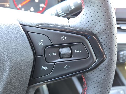 New 2026 Chevrolet Trax RS image 14