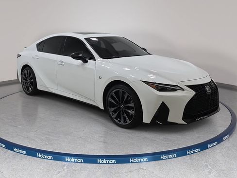 Used 2025 Lexus IS 350 F Sport AWD/4WD image 4