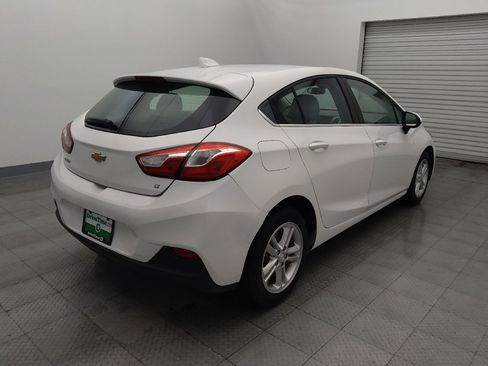 Used 2018 Chevrolet Cruze LT image 9