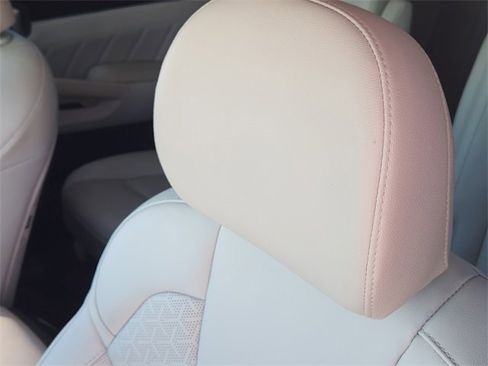 Used 2024 Kia Sorento SX Prestige w/ Panoramic Sunroof Package image 17