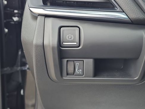 Certified 2025 Cadillac CT4 Sport w/ Climate Package image 8