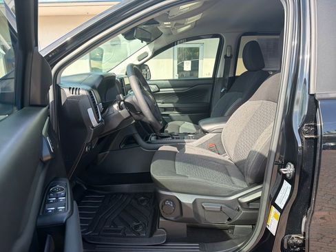 Used 2024 Ford Ranger XL image 10