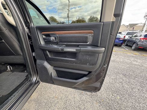 Used 2016 RAM 3500 Laramie AWD/4WD image 67