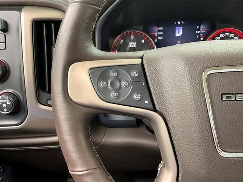 Used 2015 GMC Sierra 1500 Denali w/ Driver Alert Package AWD/4WD image 22