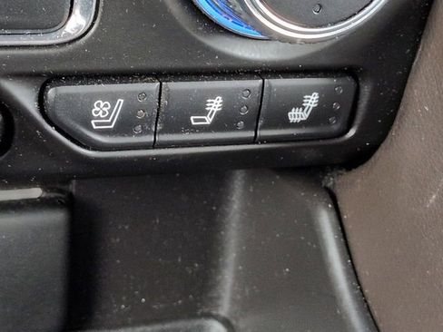 Used 2023 GMC Yukon SLT image 21