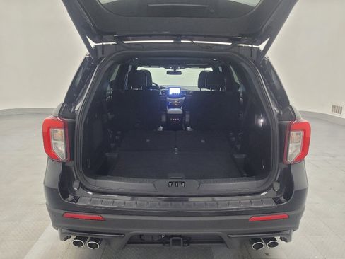 Used 2020 Ford Explorer ST w/ ST Street Pack image 29
