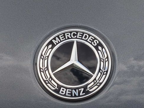 Used 2023 Mercedes-Benz GLE 450 4MATIC image 11